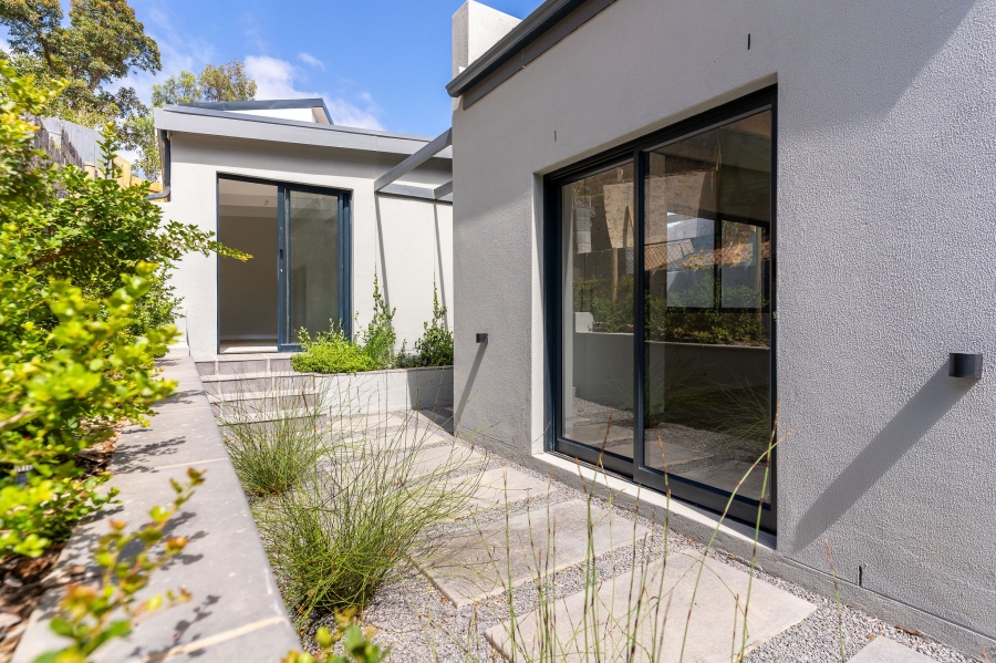 4 Bedroom Property for Sale in Hout Bay Western Cape